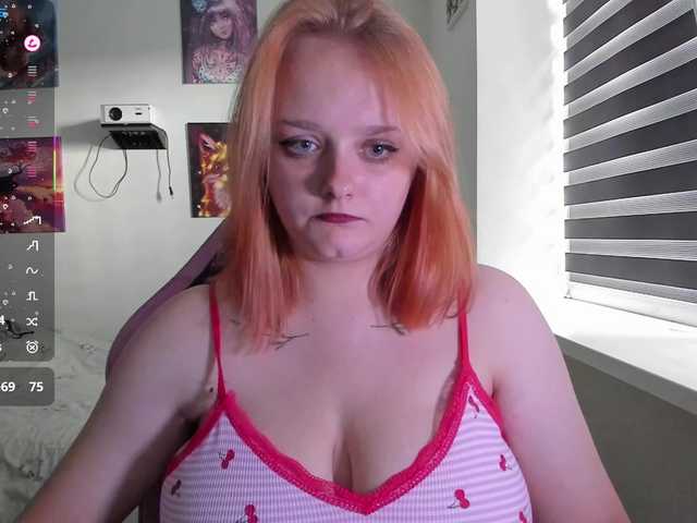 Diafoxy live cam on BongaCams