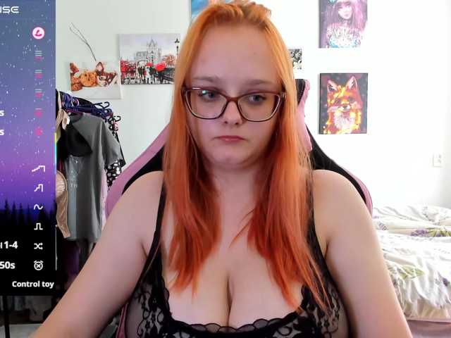 Diafoxy live cam on BongaCams