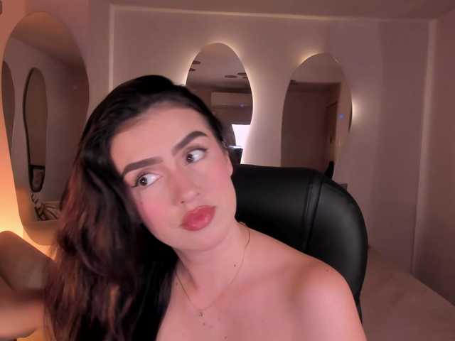 PaulinaSantos1 live cam on BongaCams