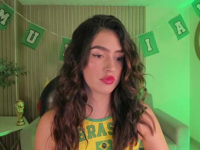 PaulinaSantos1 live cam on BongaCams