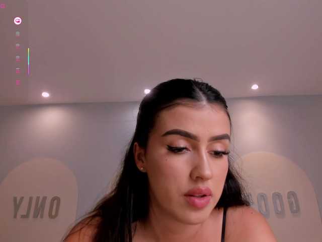 PaulinaSantos1's BongaCams show and profile
