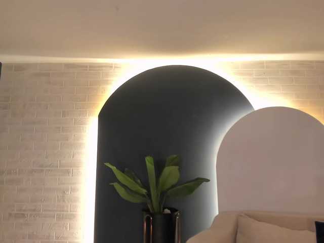 PaulinaSantos1's BongaCams show and profile