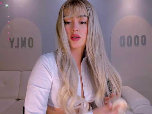 PaulinaSantos1's BongaCams show and profile