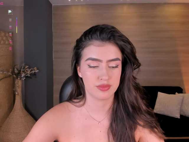 PaulinaSantos1 live cam on BongaCams