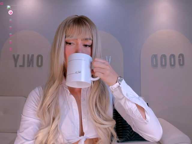 PaulinaSantos1's BongaCams show and profile