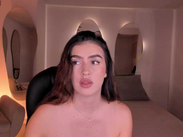 PaulinaSantos1 live cam on BongaCams