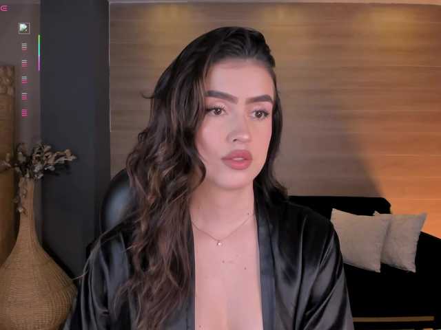 PaulinaSantos1 live cam on BongaCams