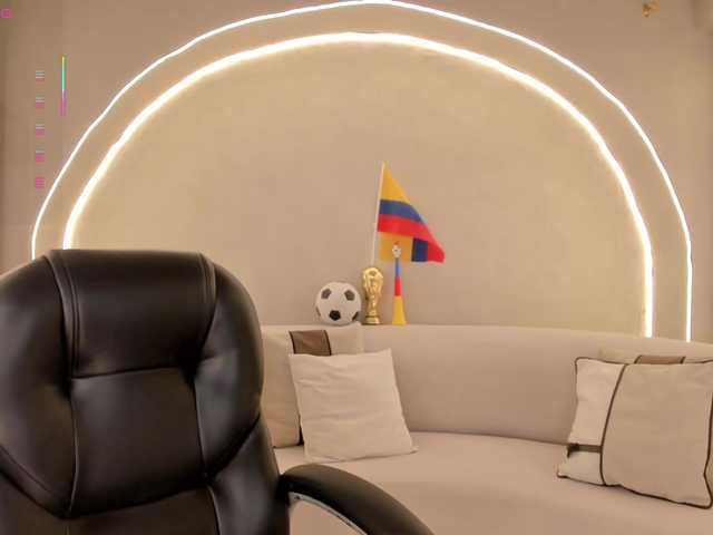 PaulinaSantos1 live cam on BongaCams