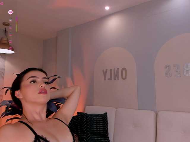 PaulinaSantos1's BongaCams show and profile
