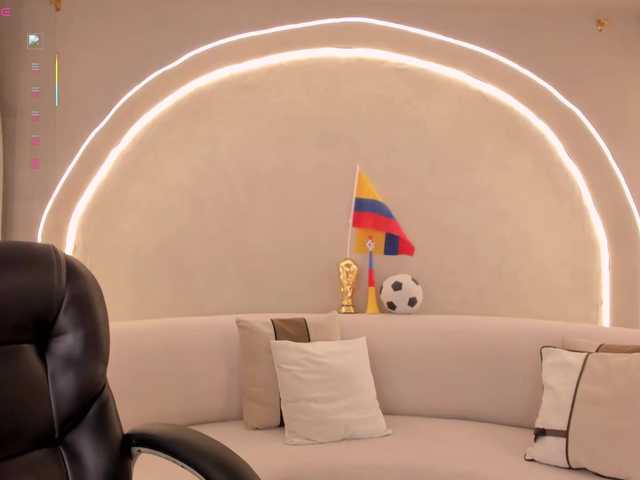 PaulinaSantos1 live cam on BongaCams