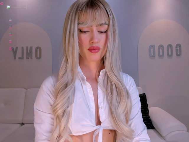 PaulinaSantos1's BongaCams show and profile