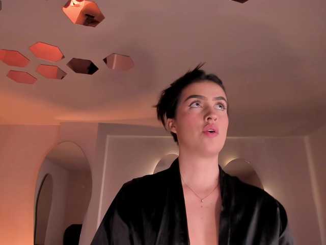 PaulinaSantos1 live cam on BongaCams
