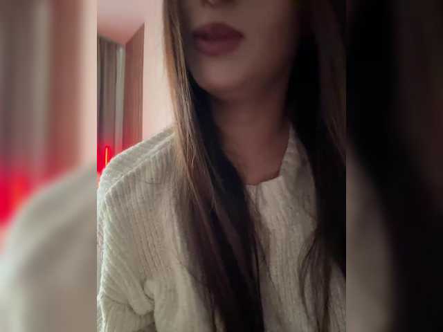 Alliina-leee live cam on BongaCams