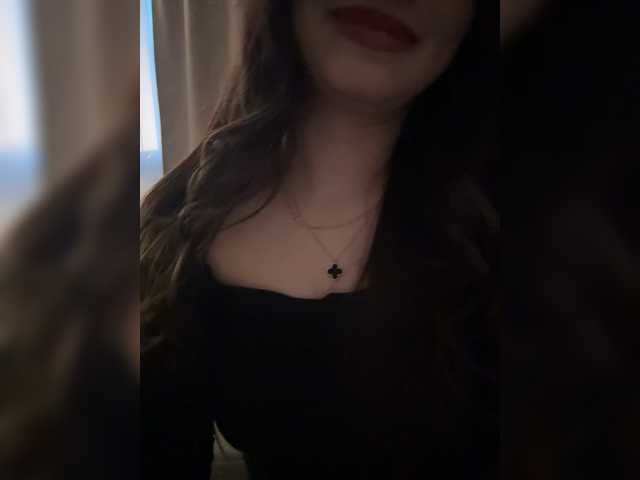 Alliina-leee live cam and statistics on UnifiedCams