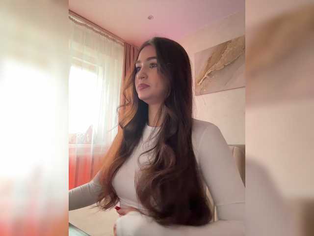 Alliina-leee live cam on BongaCams
