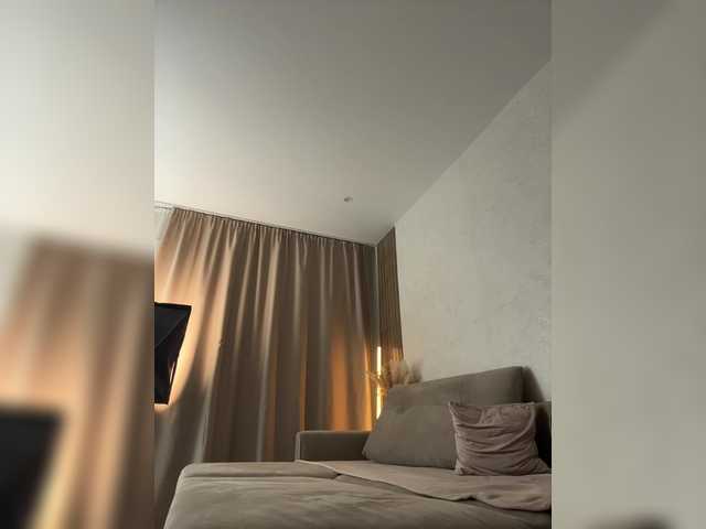  Alliina-leee chat room