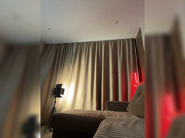 Alliina-leee live cam on BongaCams