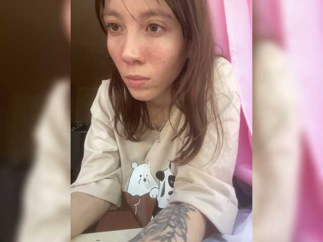 Wenly, en directo ahora en BongaCams