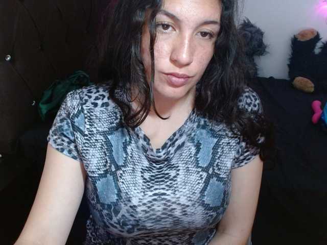 Ratienterciopelo live cam on BongaCams
