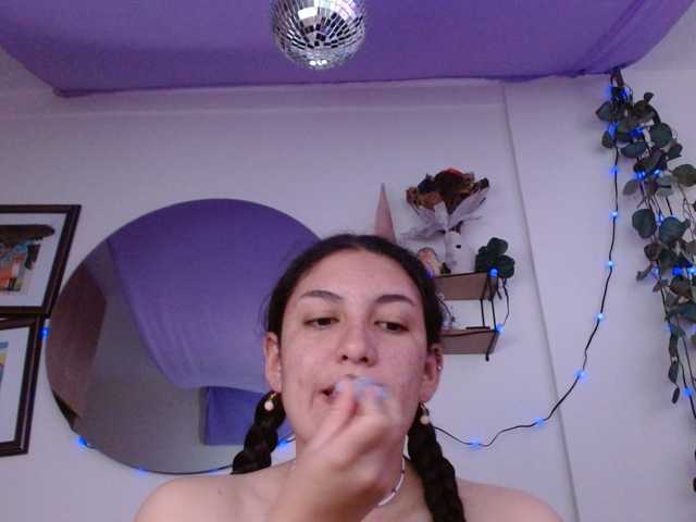 Ratienterciopelo, live now on BongaCams