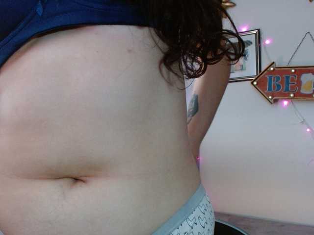 Ratienterciopelo live cam on BongaCams