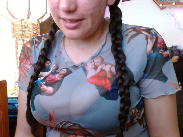 Ratienterciopelo live cam on BongaCams