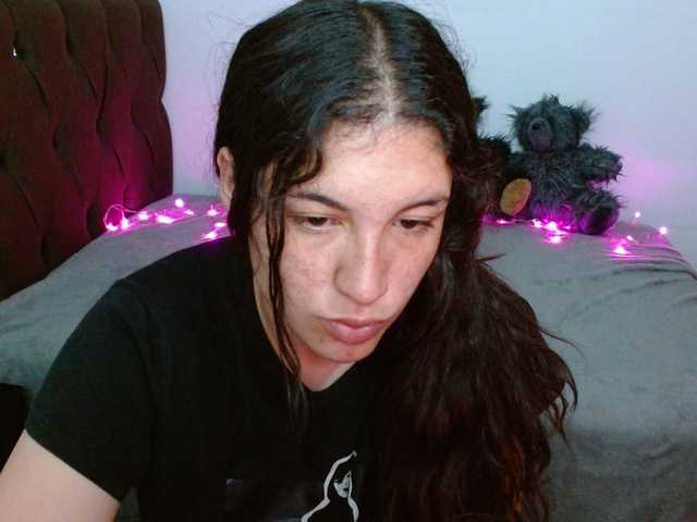 Ratienterciopelo live cam on BongaCams