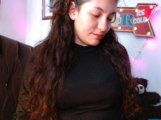 Ratienterciopelo live cam on BongaCams