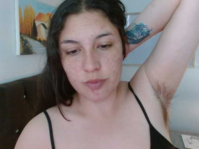 Ratienterciopelo live cam on BongaCams