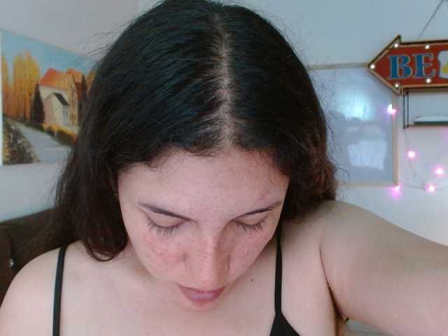 Ratienterciopelo live cam on BongaCams