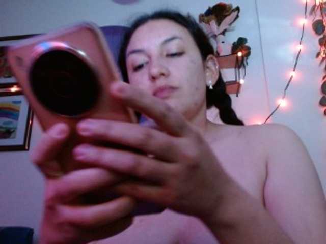 Ratienterciopelo live cam on BongaCams