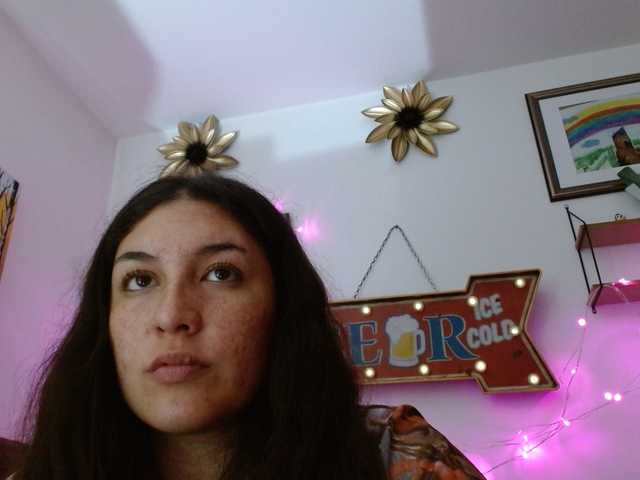 Ratienterciopelo live cam on BongaCams