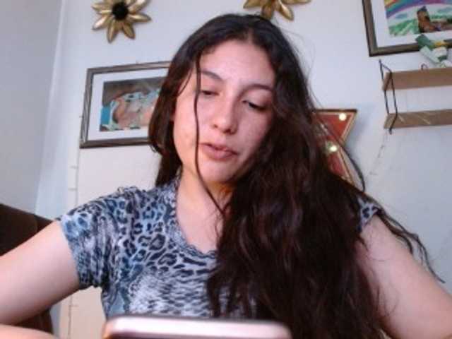 Ratienterciopelo live cam on BongaCams