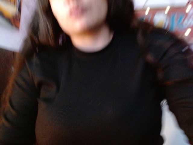 Ratienterciopelo live cam on BongaCams