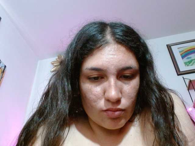 Ratienterciopelo live cam on BongaCams