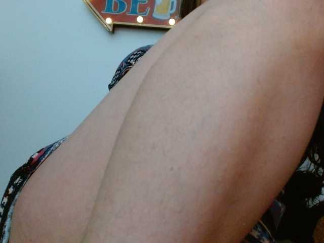 Ratienterciopelo live cam on BongaCams