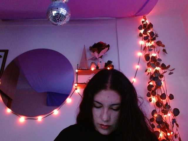Ratienterciopelo live cam on BongaCams