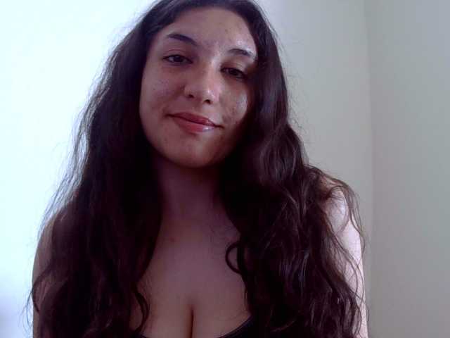 Margaritadudole live cam preview