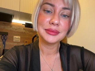 AlisaBlackFox Porn Show