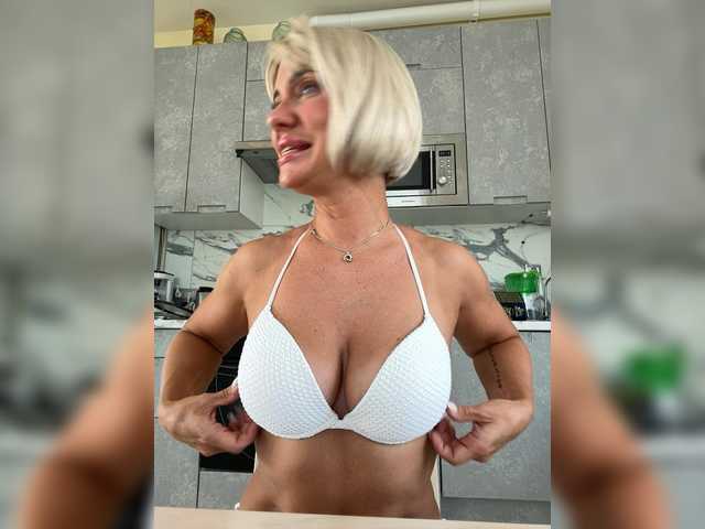 alisablackfox cam belle