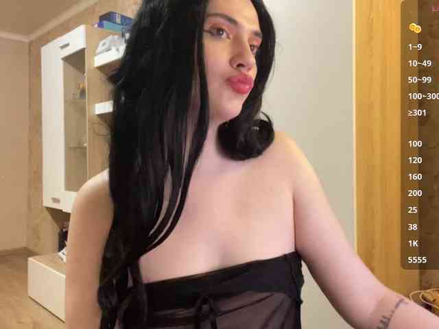 Macallani Live Webcam on BongaCams