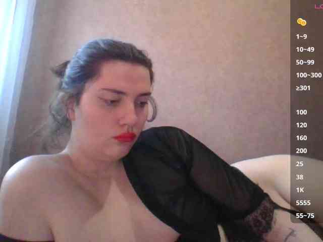 Macallani Live Webcam on BongaCams