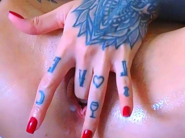 Lina-moore69 live cam on BongaCams