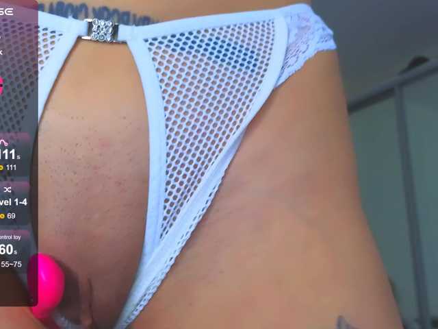 Lina-moore69 live cam on BongaCams
