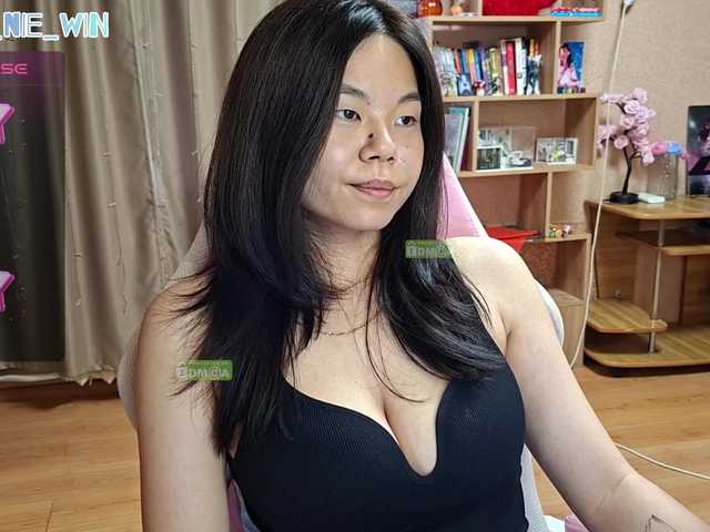 winnie-tyan live cam on BongaCams
