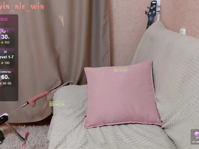 winnie-tyan live cam on BongaCams