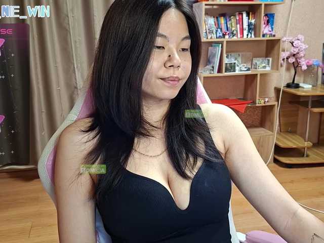 winnie-tyan live cam on BongaCams