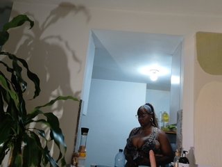 LiraRusso1's Live Webcam
