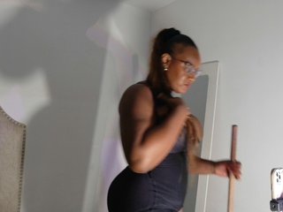LiraRusso1's Live Webcam