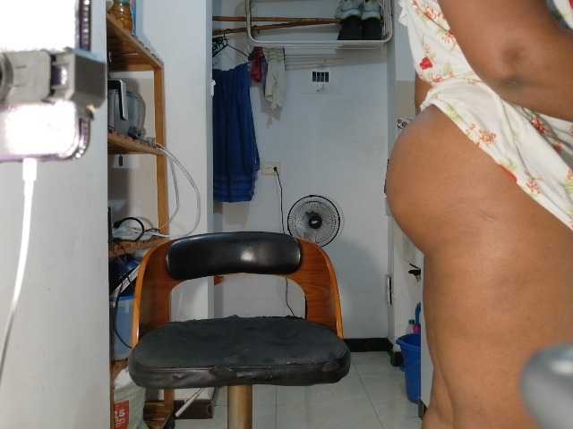 LiraRusso1 live webcam show